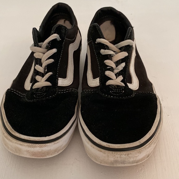 Vans B&W Old Skool low skate shoe suede toe cap W 9/M 7.5 - Picture 6 of 11